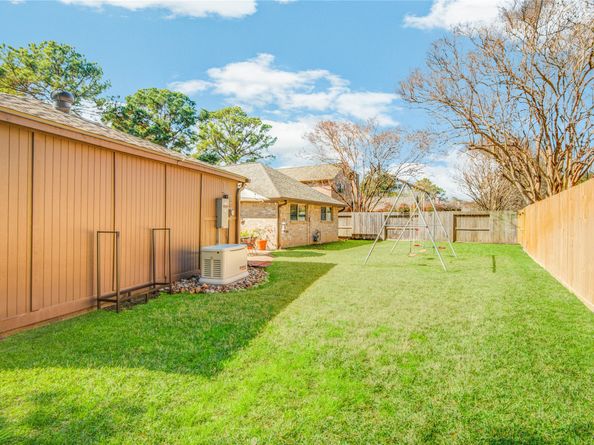 15838 Mesa Gardens Drive, Houston TX 77095