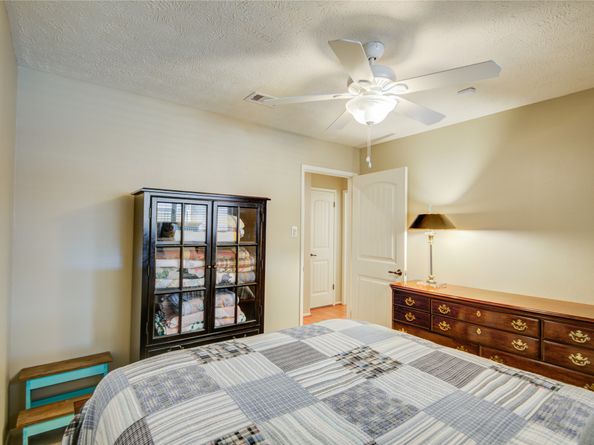 15838 Mesa Gardens Drive, Houston TX 77095