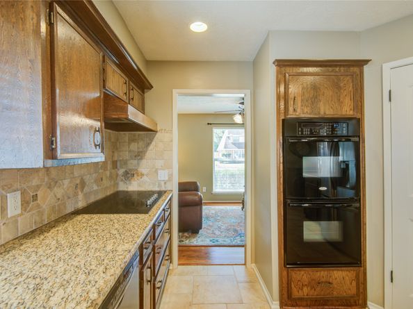15838 Mesa Gardens Drive, Houston TX 77095