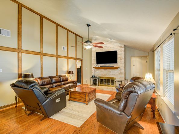 15838 Mesa Gardens Drive, Houston TX 77095