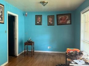 5510 Meadow Creek Lane, Houston TX 77017