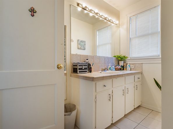 606 Enid Street 3, Houston TX 77009