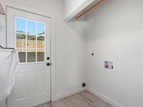 2612 Little John LN, Austin TX 78704