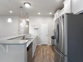11808 Malamute RD 2102, Austin TX 78748