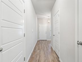11808 Malamute RD 2102, Austin TX 78748