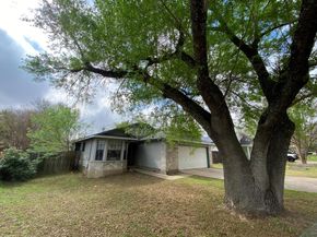 8305 Fort Sumter RD, Austin TX 78745