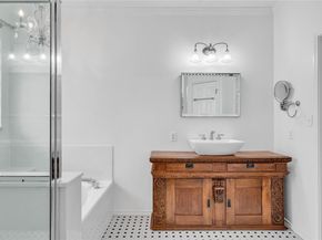 2606 Kinney Oaks CT, Austin TX 78704
