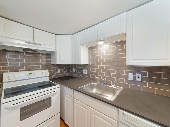 2500 Burleson RD 512, Austin TX 78741