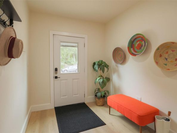 6206 Hillston DR, Austin TX 78745