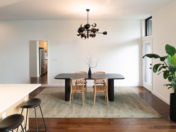1322 E 12th ST 305, Austin TX 78702
