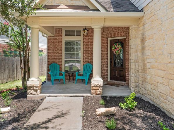 1104 Bethpage DR, Hutto TX 78634