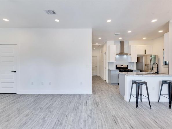 314 Saxon LN, Austin TX 78741