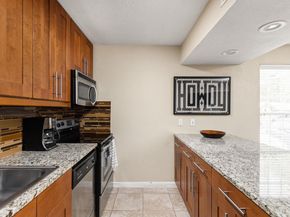 7685 Northcross DR 1006, Austin TX 78757