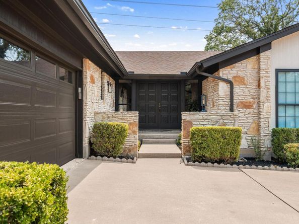 106 White Sands DR, Lakeway TX 78734