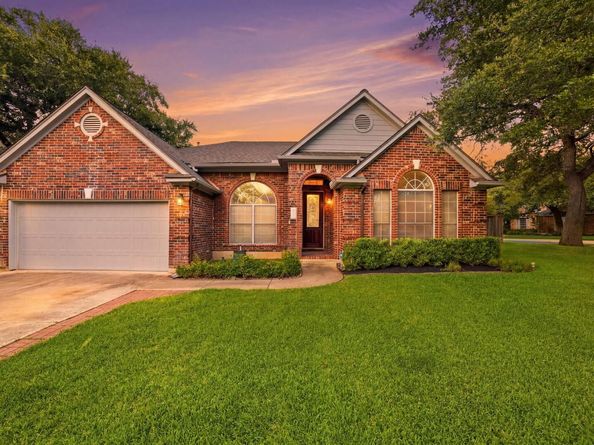 17213 Crescent Heights TRL, Austin TX 78717
