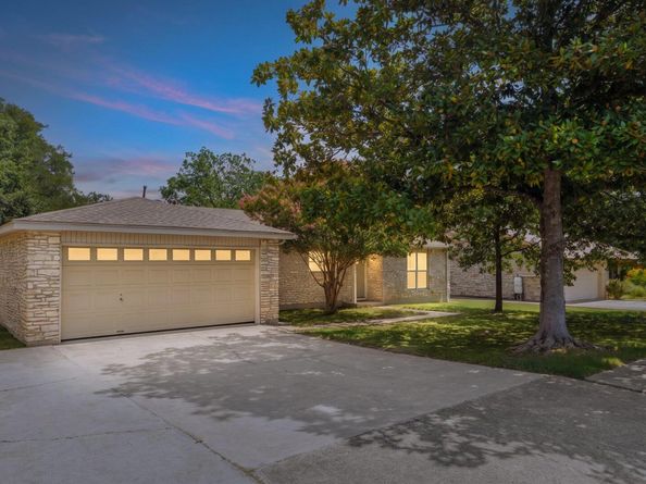 6006 Morning Dew DR, Austin TX 78749