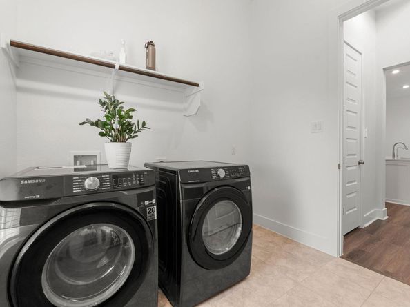 2216 Bellisa Vista DR, Leander TX 78641