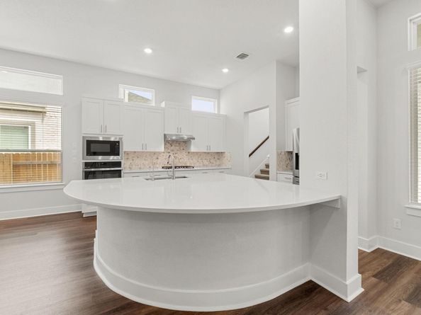 2216 Bellisa Vista DR, Leander TX 78641