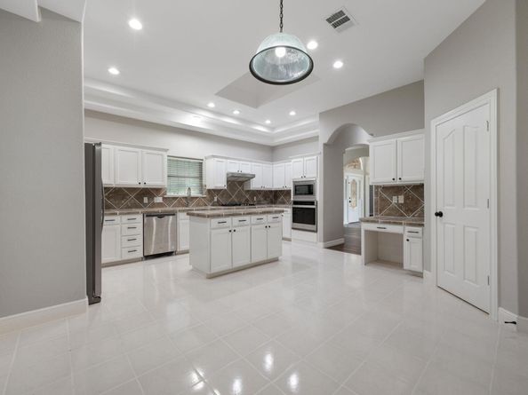 210 Cassidy DR, Georgetown TX 78628