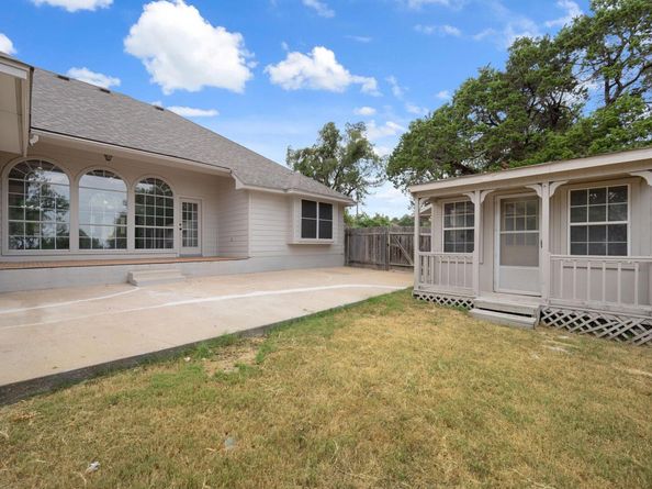 210 Cassidy DR, Georgetown TX 78628