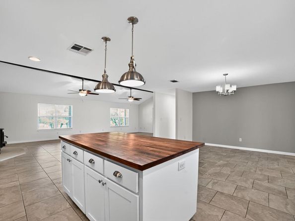 313 Starview DR, Georgetown TX 78628