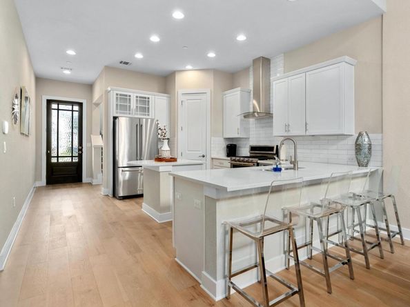 4323 Spicewood Springs RD 2, Austin TX 78759