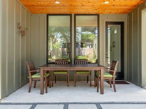 1405 Singleton Ave, Austin TX 78702