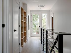 1405 Singleton Ave, Austin TX 78702