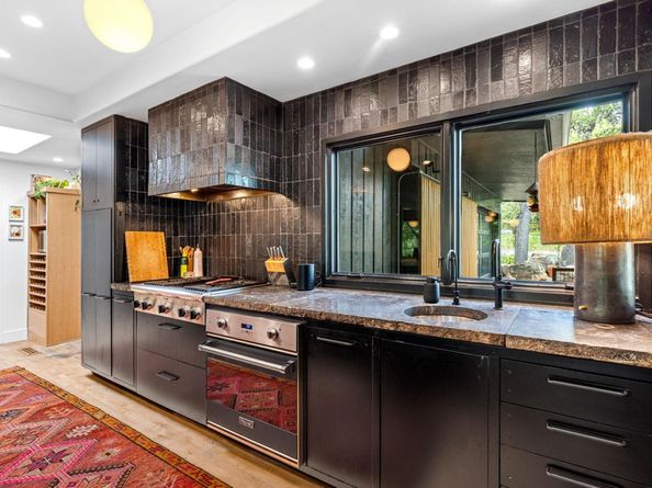 1805 Brookhaven DR, Austin TX 78704