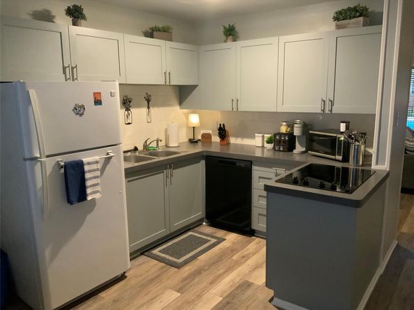 Undisclosed Address #3103573, Austin TX 78731