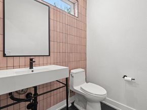 928 E 53rd 1/2 ST 1, Austin TX 78751