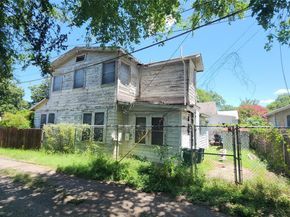 85 W Navasota ST, Austin TX 78702