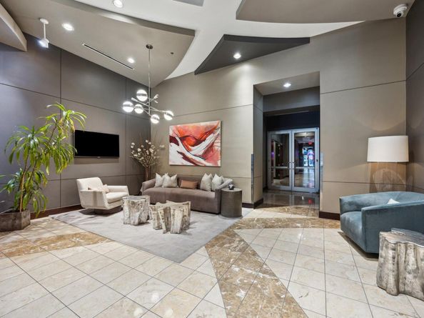 360 Nueces ST 1116, Austin TX 78701