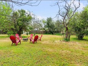 1100 Neans DR, Austin TX 78758