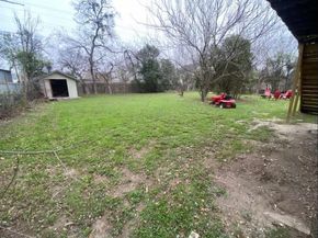 1100 Neans DR, Austin TX 78758