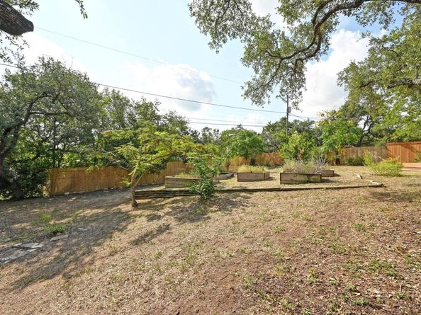 6803 Silvermine DR, Austin TX 78736