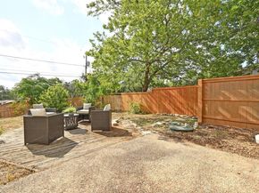 6803 Silvermine DR, Austin TX 78736