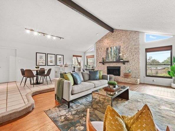 6803 Silvermine DR, Austin TX 78736