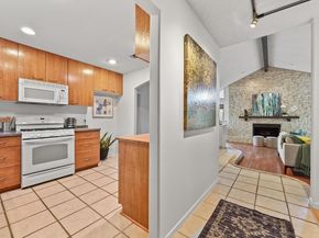 6803 Silvermine DR, Austin TX 78736