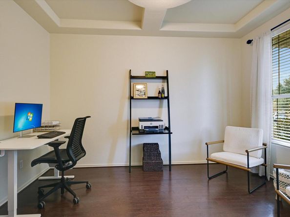 7212 Lookout Bluff TER D18, Austin TX 78735