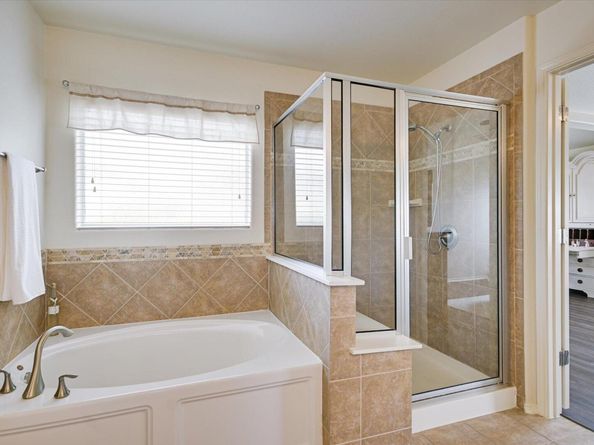 7212 Lookout Bluff TER D18, Austin TX 78735