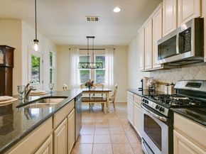 7212 Lookout Bluff TER D18, Austin TX 78735