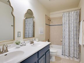 7212 Lookout Bluff TER D18, Austin TX 78735