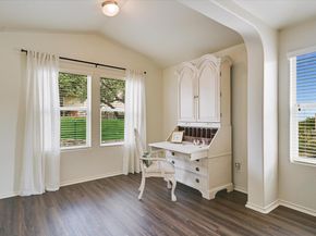 7212 Lookout Bluff TER D18, Austin TX 78735