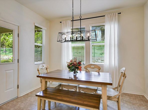 7212 Lookout Bluff TER D18, Austin TX 78735