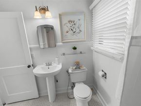 2108 Rountree DR, Austin TX 78722