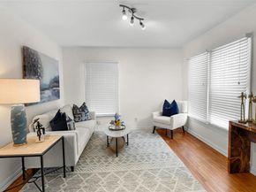2108 Rountree DR, Austin TX 78722