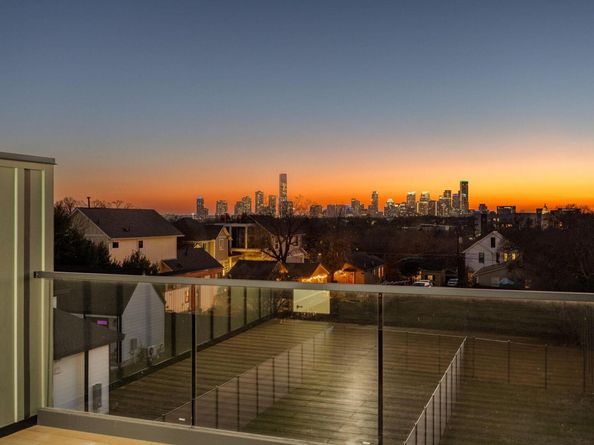 1610 Harvey A, Austin TX 78702
