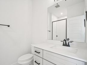 200 W 56th ST 5102, Austin TX 78751