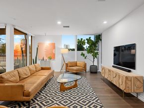 1010 W 10th ST 102, Austin TX 78703